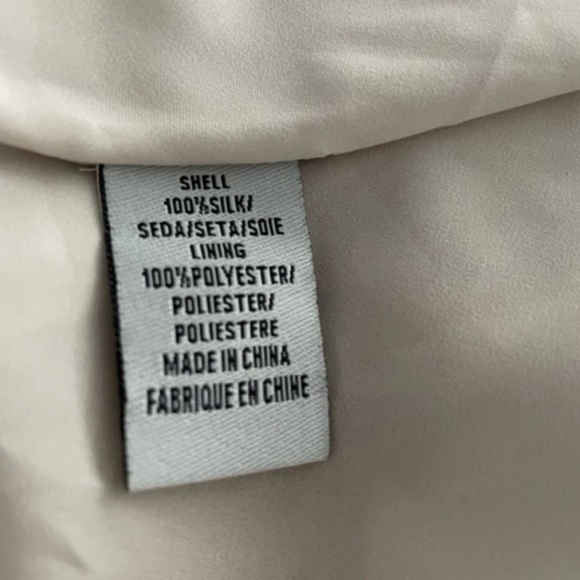 Tibi | 100% Silk Sleeveless Halter Bird Print Top, Size 6 ☀️⛱️ - Picture 10 of 10